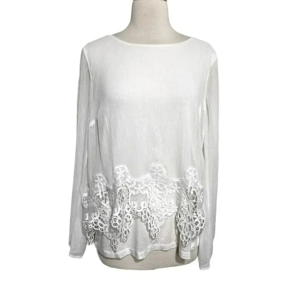 AGB XLP‎ white lace trim tiered lite weight top - Picture 1 of 6